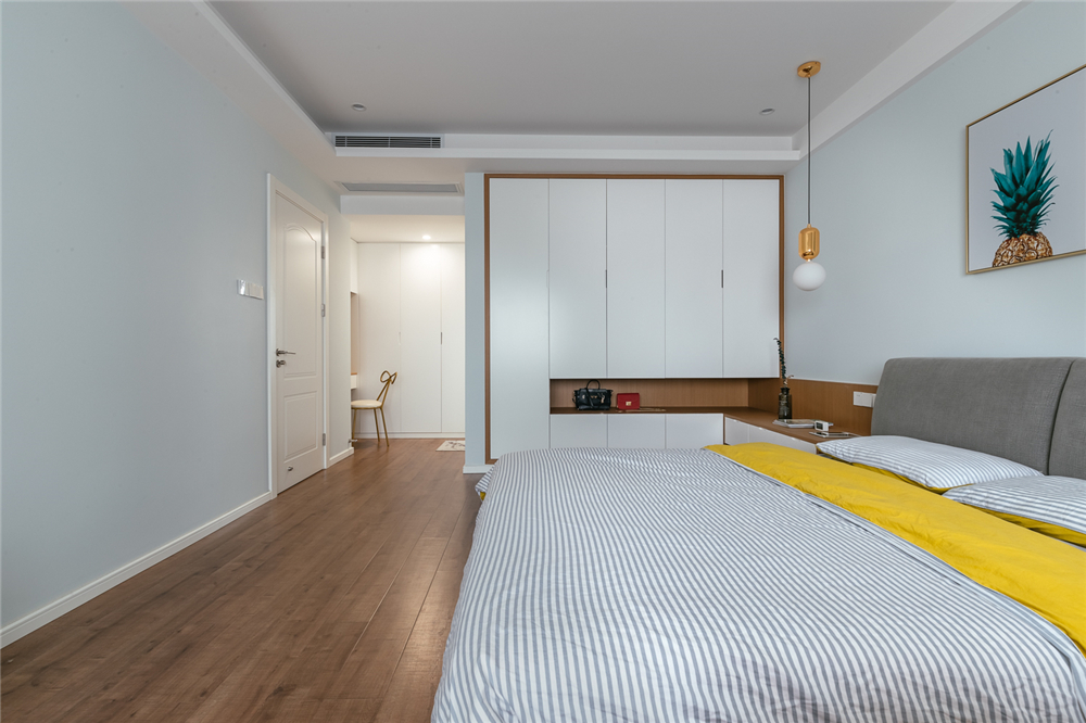 轉(zhuǎn)角衣柜怎么設(shè)計才能合理利用“死角”？(圖3)