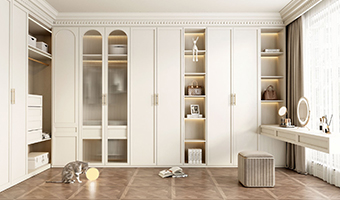 定制衣柜深度一般要做多少？