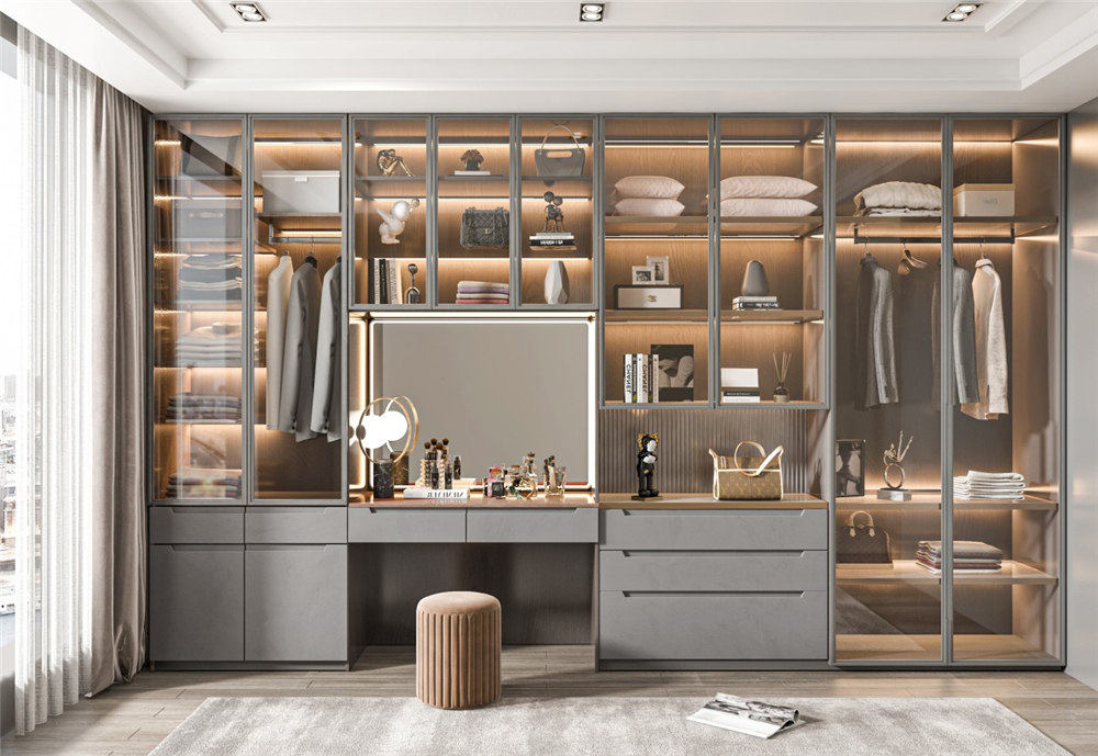 衣帽間衣柜要不要設(shè)計(jì)柜門？(圖1)